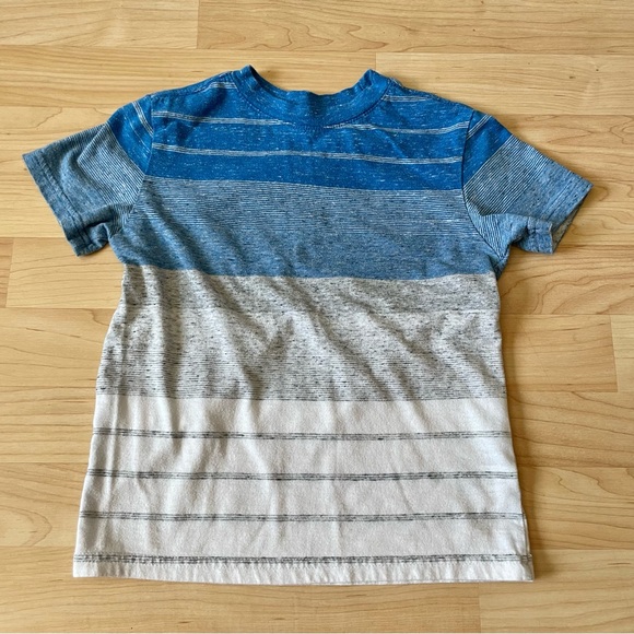 Boys 4T-5T Short Sleeve Shirt Bundle - Picture 4 of 8